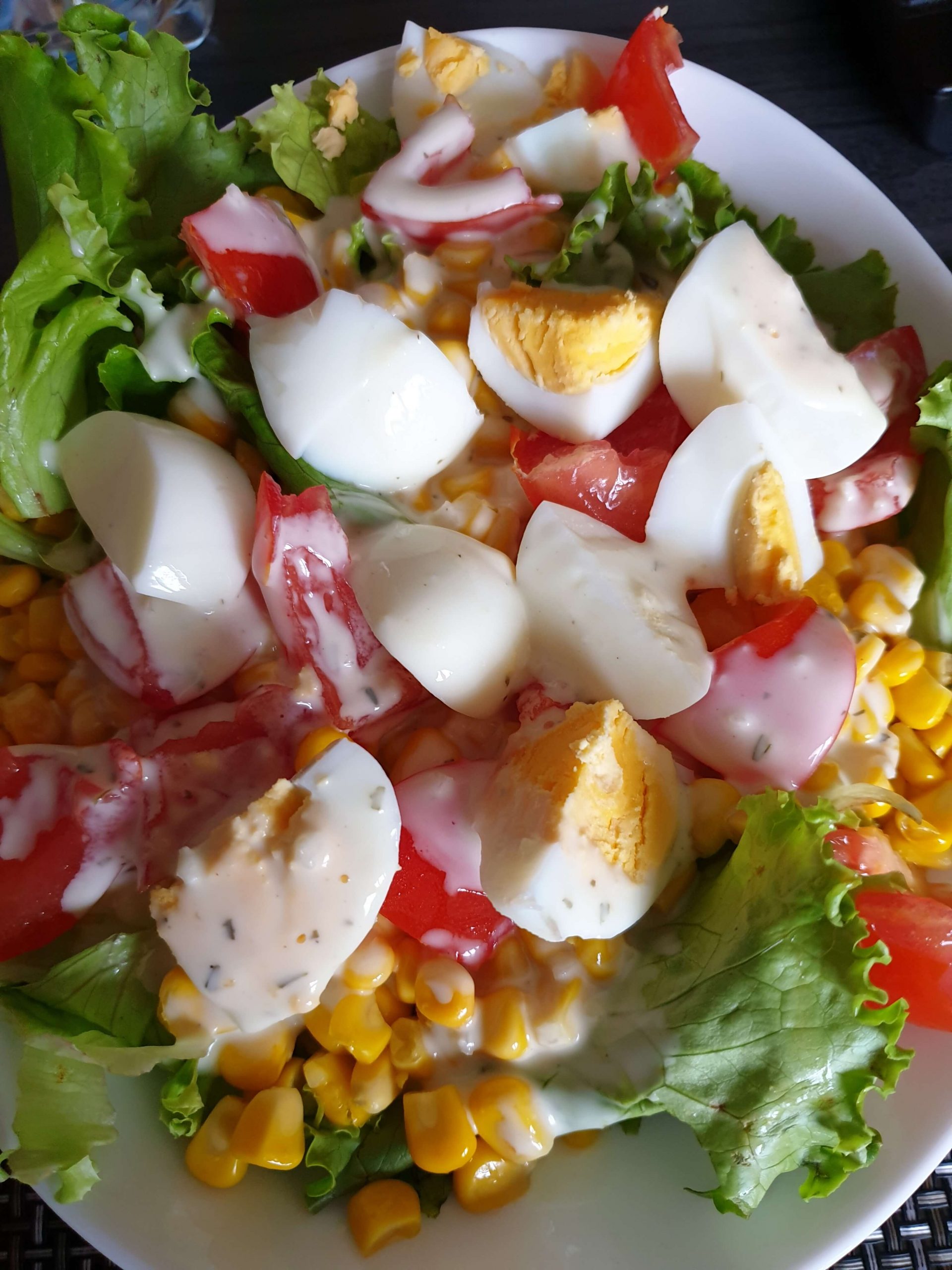 Sarımsaklı Yoğurtlu Yumurta Salatası Hazırlanışı » Durustyle