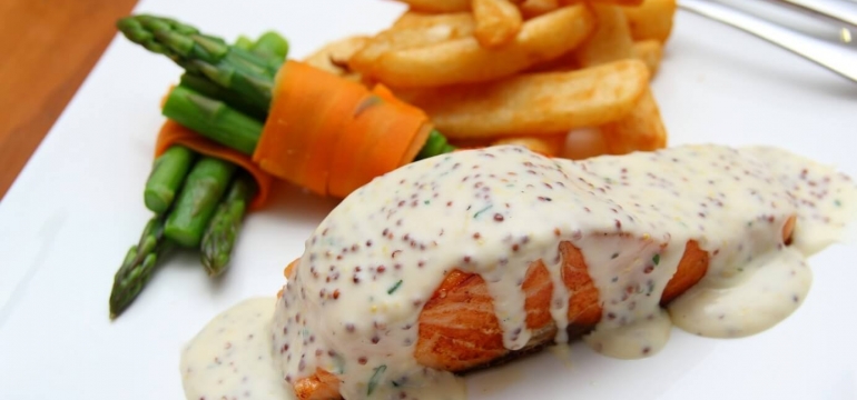 Kremalı somon balığı